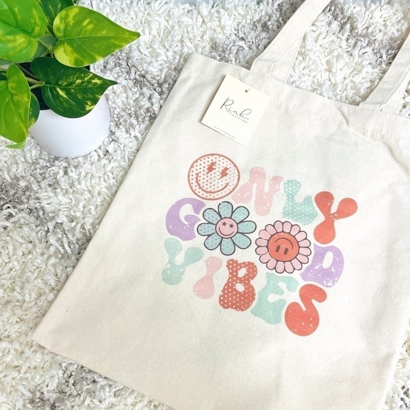 Only Good Vibes 🌸 Printed Canvas Tote - Picture 1 of 3